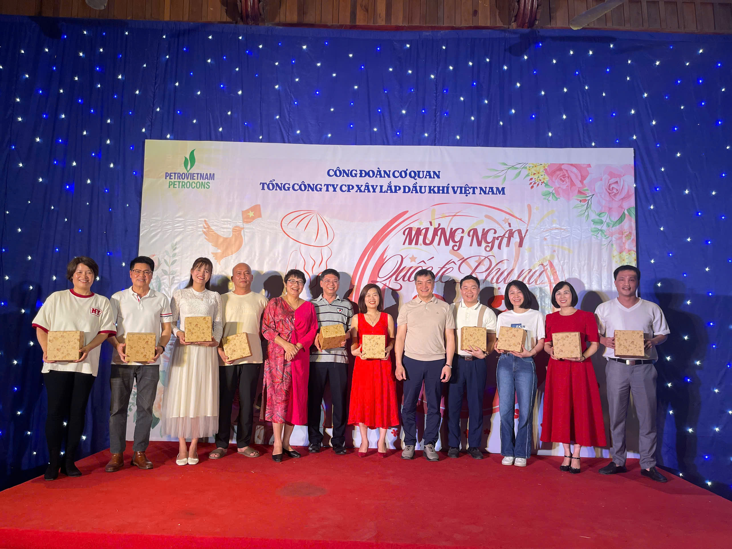 Công đoàn Công ty Mẹ - Tổng công ty Cổ phần Xây lắp Dầu khí Việt Nam tổ chức chương trình “Về nguồn – Du xuân gắn kết” nhân kỷ niệm 116 năm ngày Quốc tế phụ nữ 8/3.